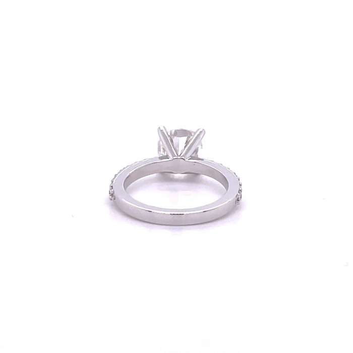 Cushion cut moissanite diamond alternative affordable engagement ring ethical anillo compromiso brillante lujo Faro Farogems